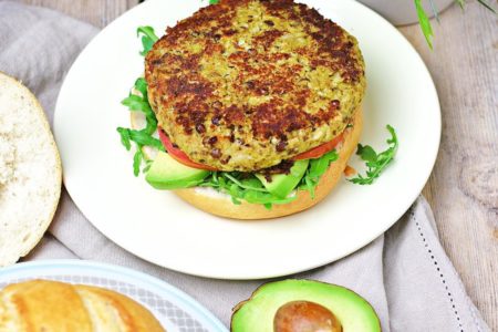 veggie burger